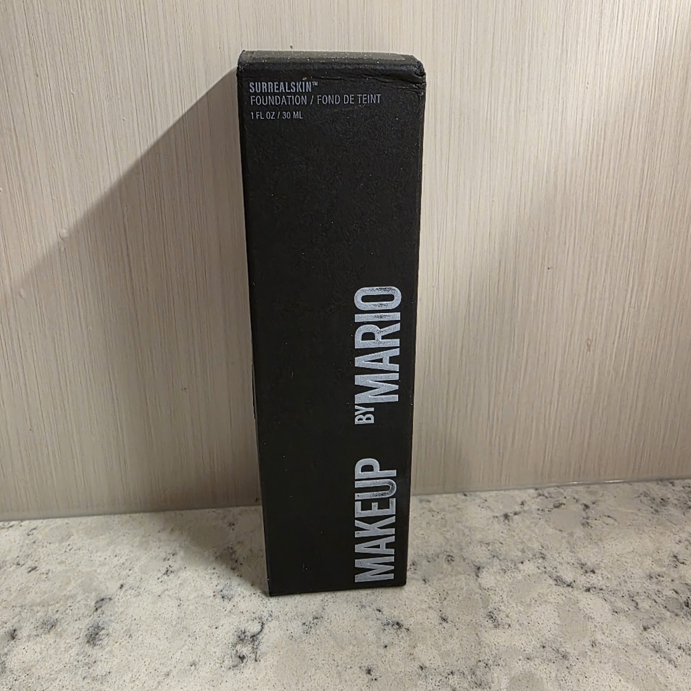 MAKEUP BY MARIO Surreal Skin Luminous Hydrating Foundation 13W NIB